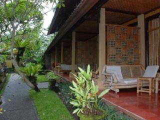 Wisma tamu Jati